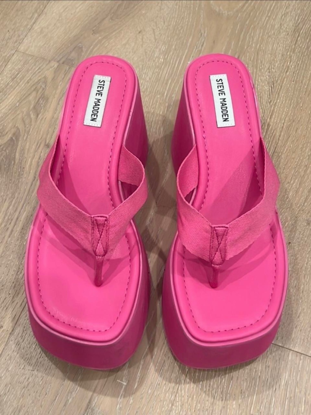 Steve Madden Hot Pink Chunky Platform Flip Flops